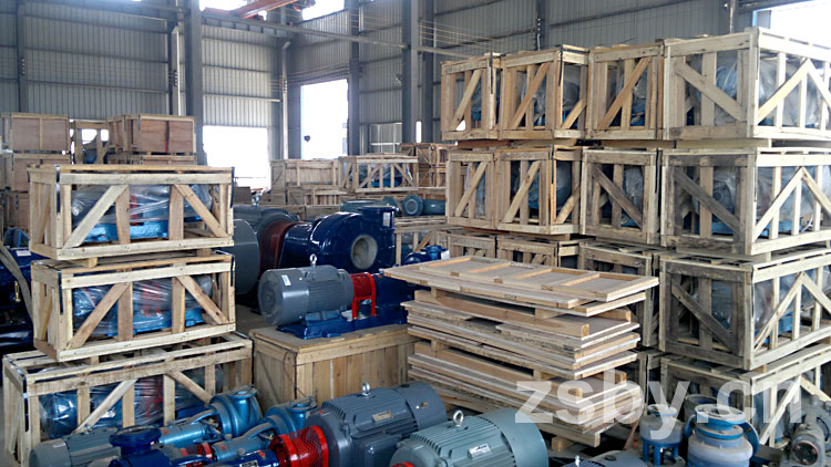 宙斯泵業(yè)裝箱車間