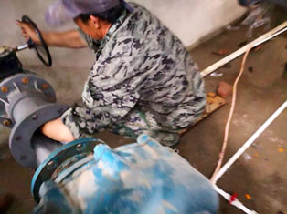 進(jìn)口管路使用蝶閥而沒有放大管徑